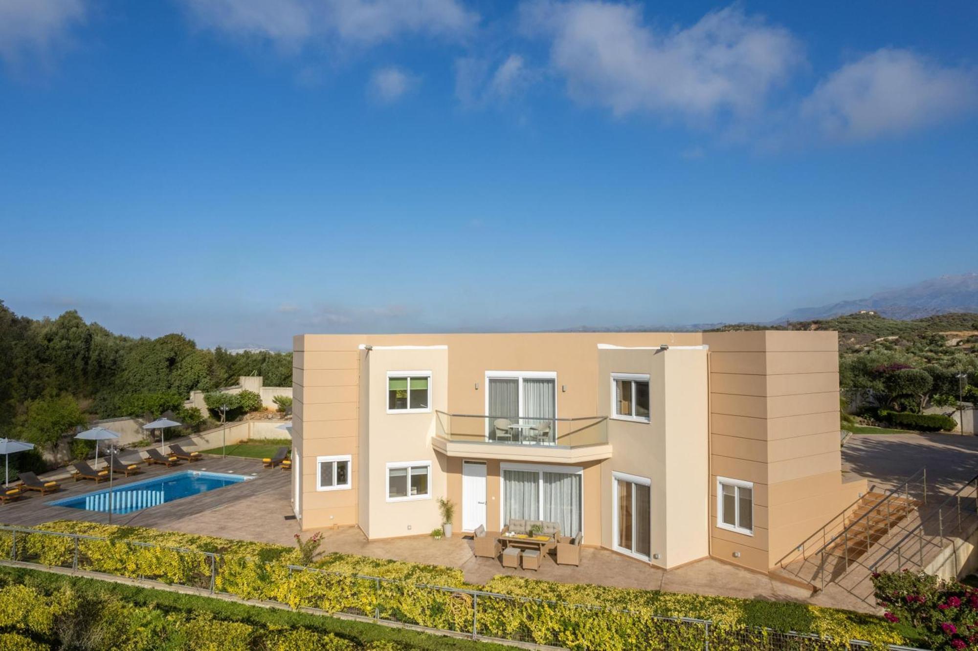 Villa Ariella With Sea View Agia Marina Exterior foto