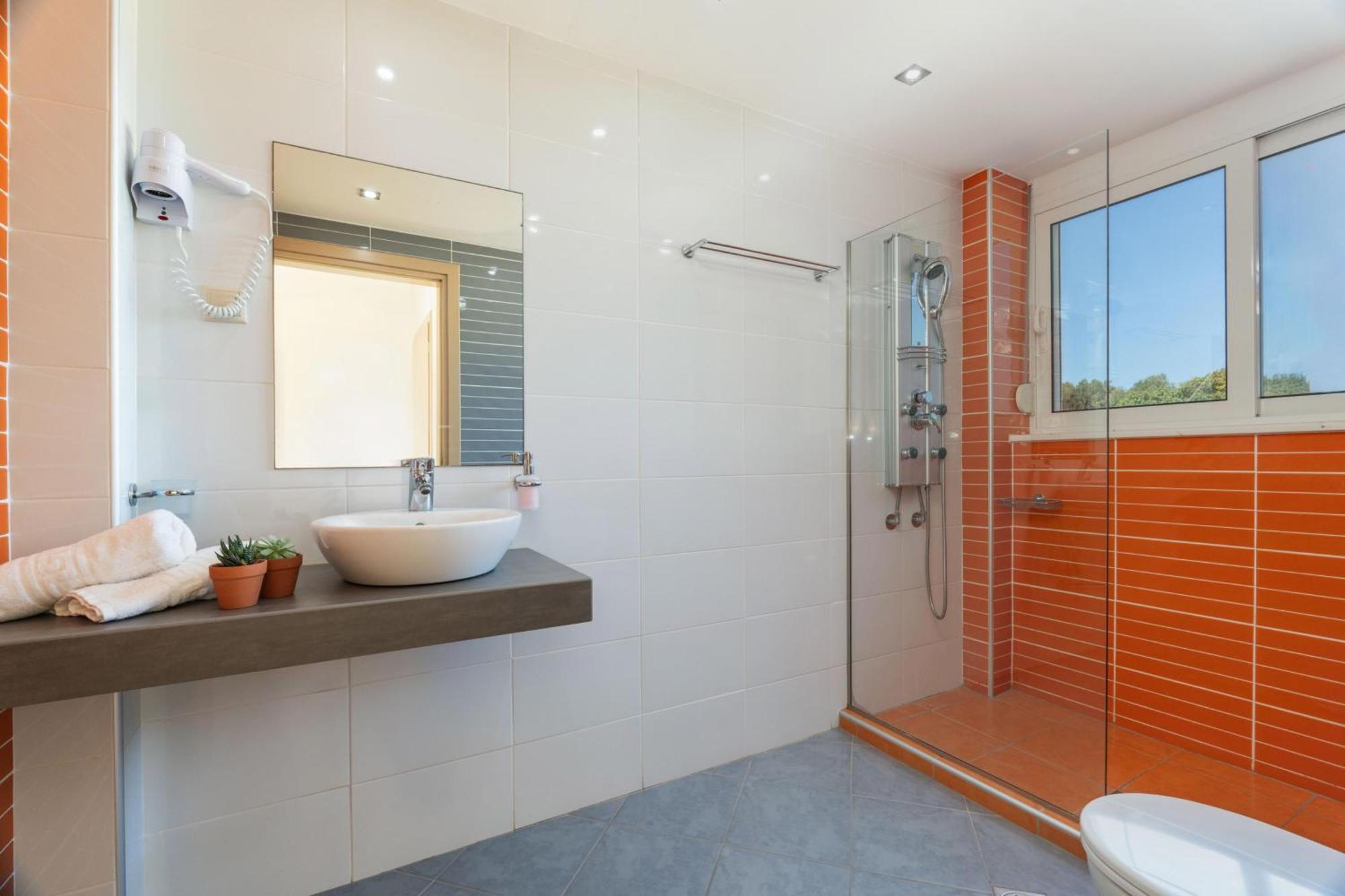 Villa Ariella With Sea View Agia Marina Exterior foto
