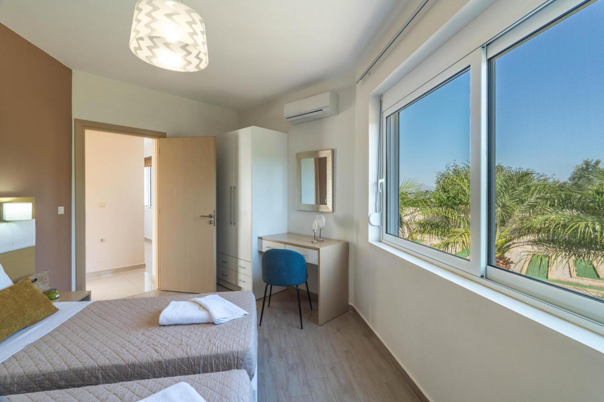 Villa Ariella With Sea View Agia Marina Exterior foto