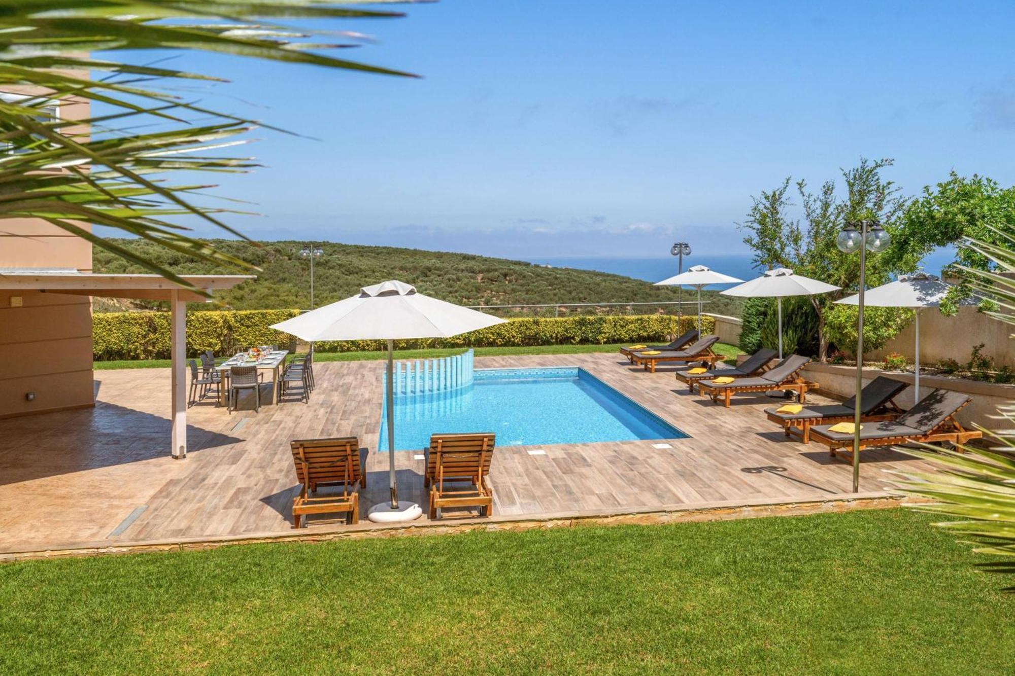 Villa Ariella With Sea View Agia Marina Exterior foto