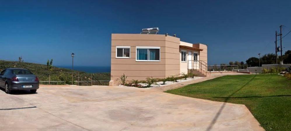 Villa Ariella With Sea View Agia Marina Exterior foto